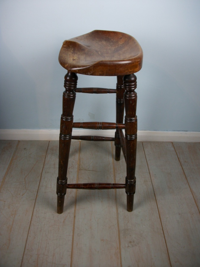 Antique Elm Artist